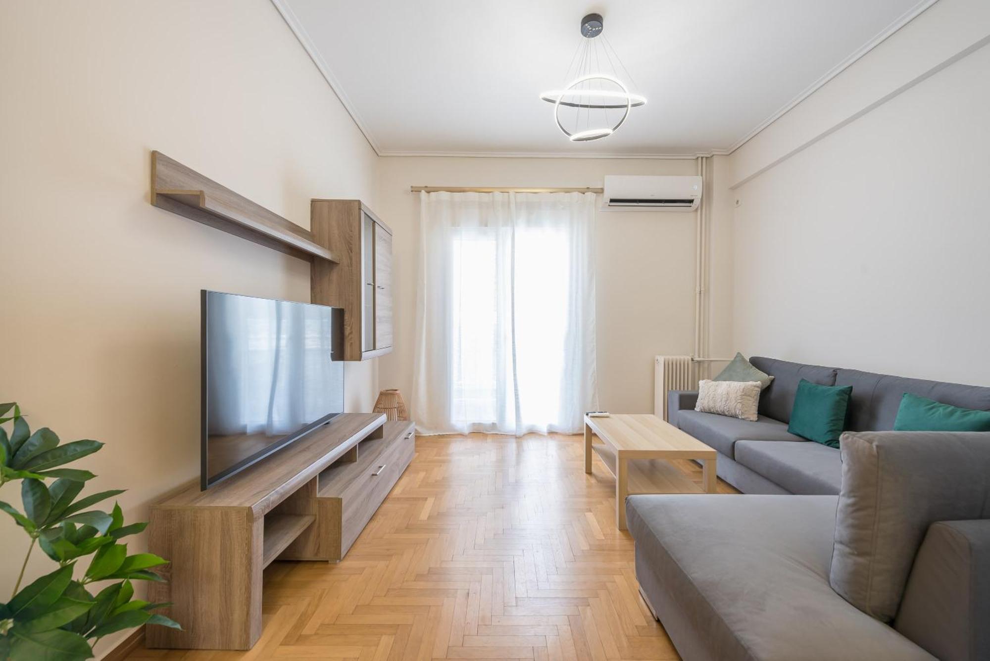 Stylish 2 Bd Urban Retreat Near Panormou Metro Apartment Athens Exterior photo